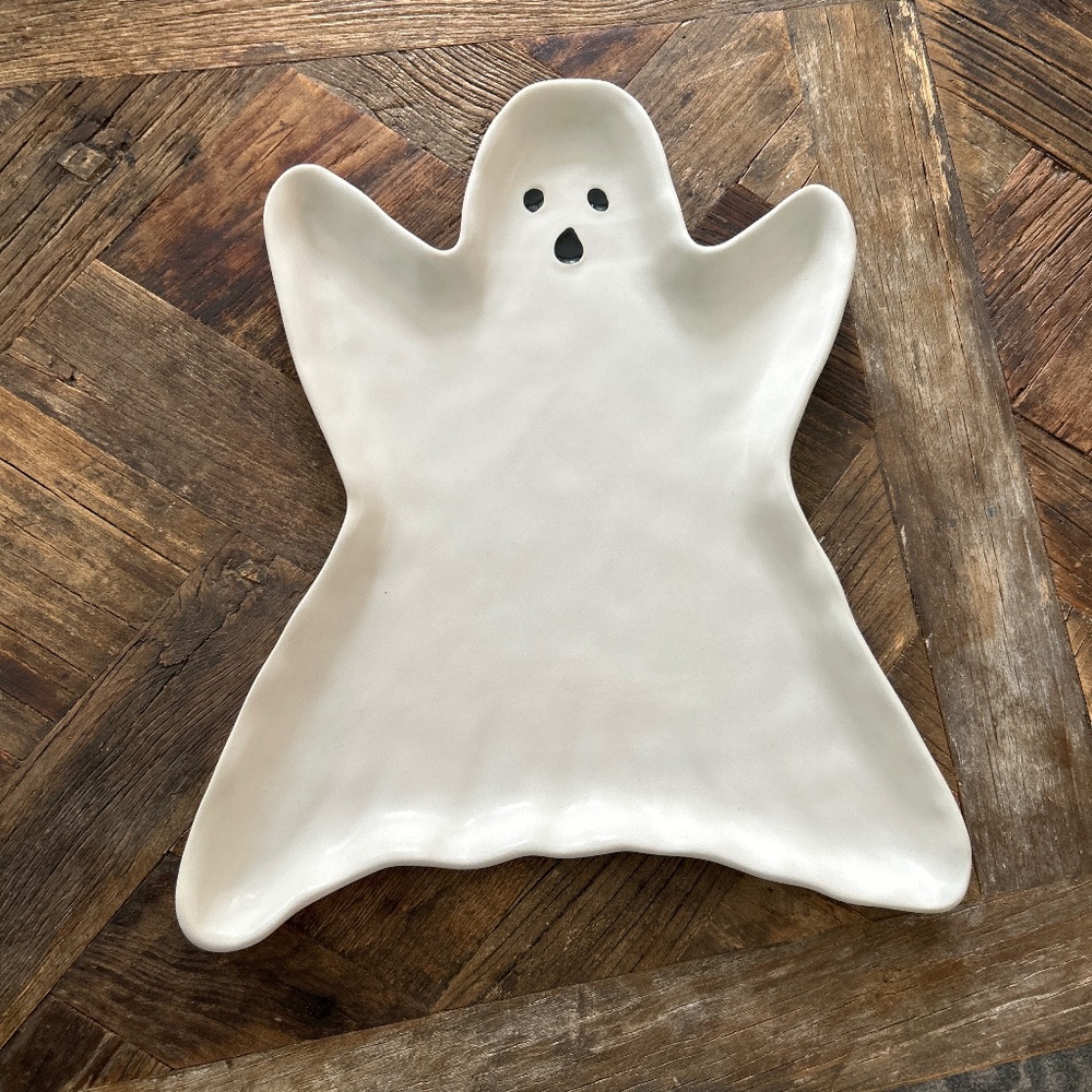 Pottery Barn Gus the Ghost Stoneware Platter